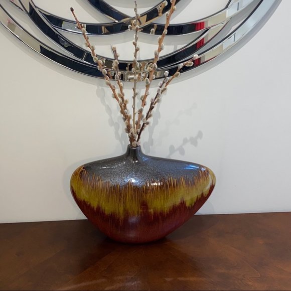 Gorgeous Modern Ceramic Like Flowers Vase